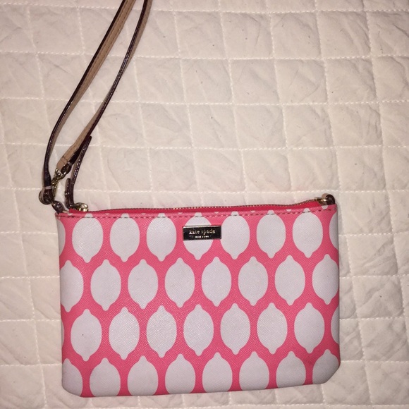 kate spade Handbags - Kate Spade ♠️ lemon Wristlet